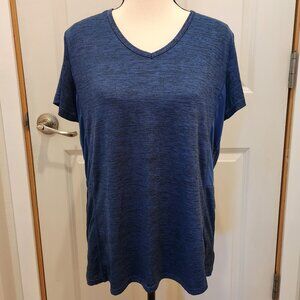 Women's Blue Real Essentials Short Sleve V-Neck Activeware T-Shirt, Size Large
